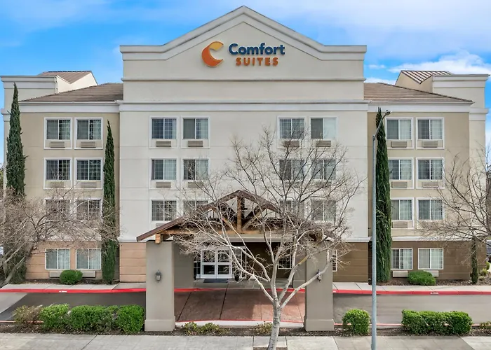 Comfort Suites