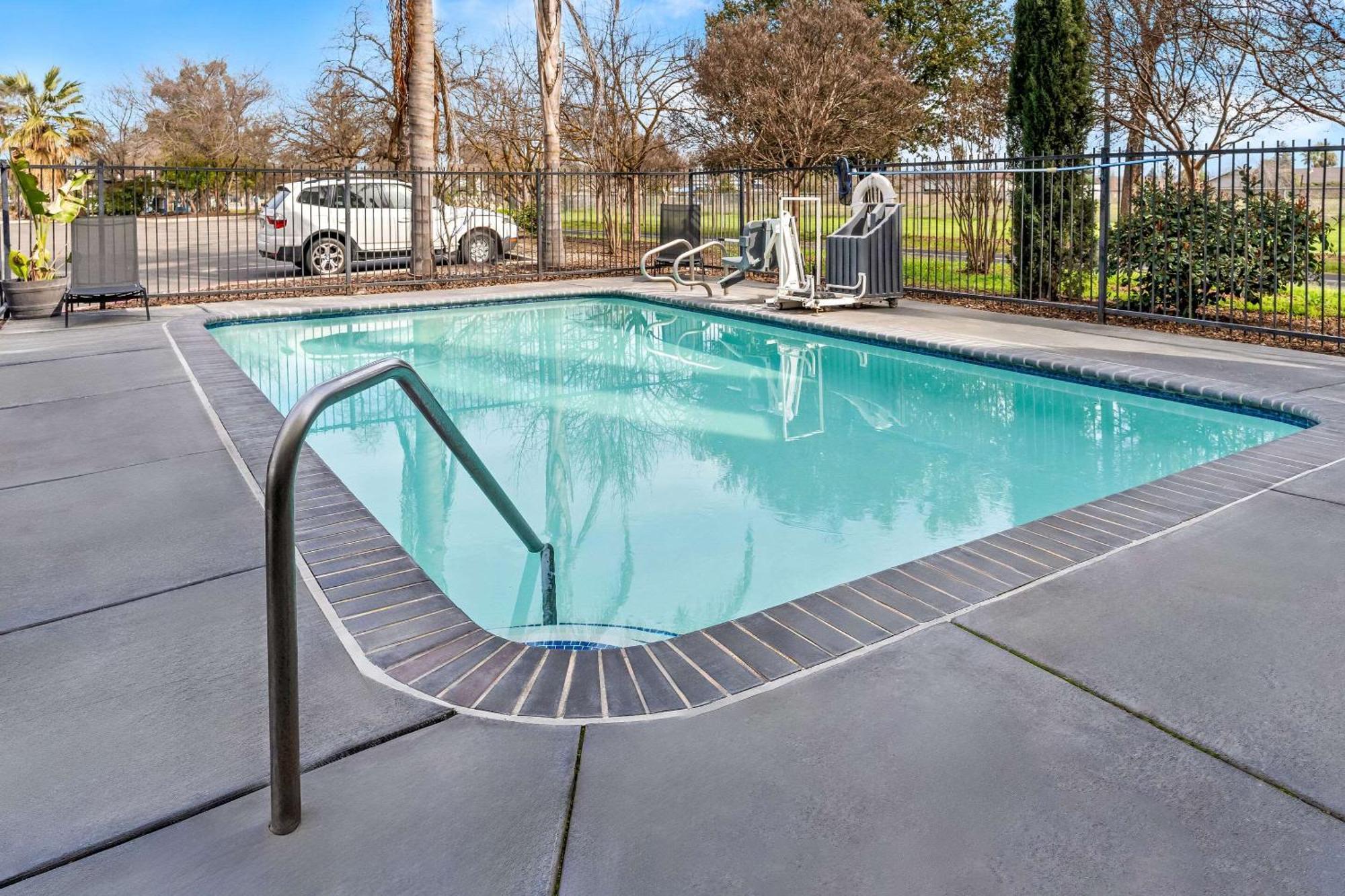 Comfort 3* Clovis
