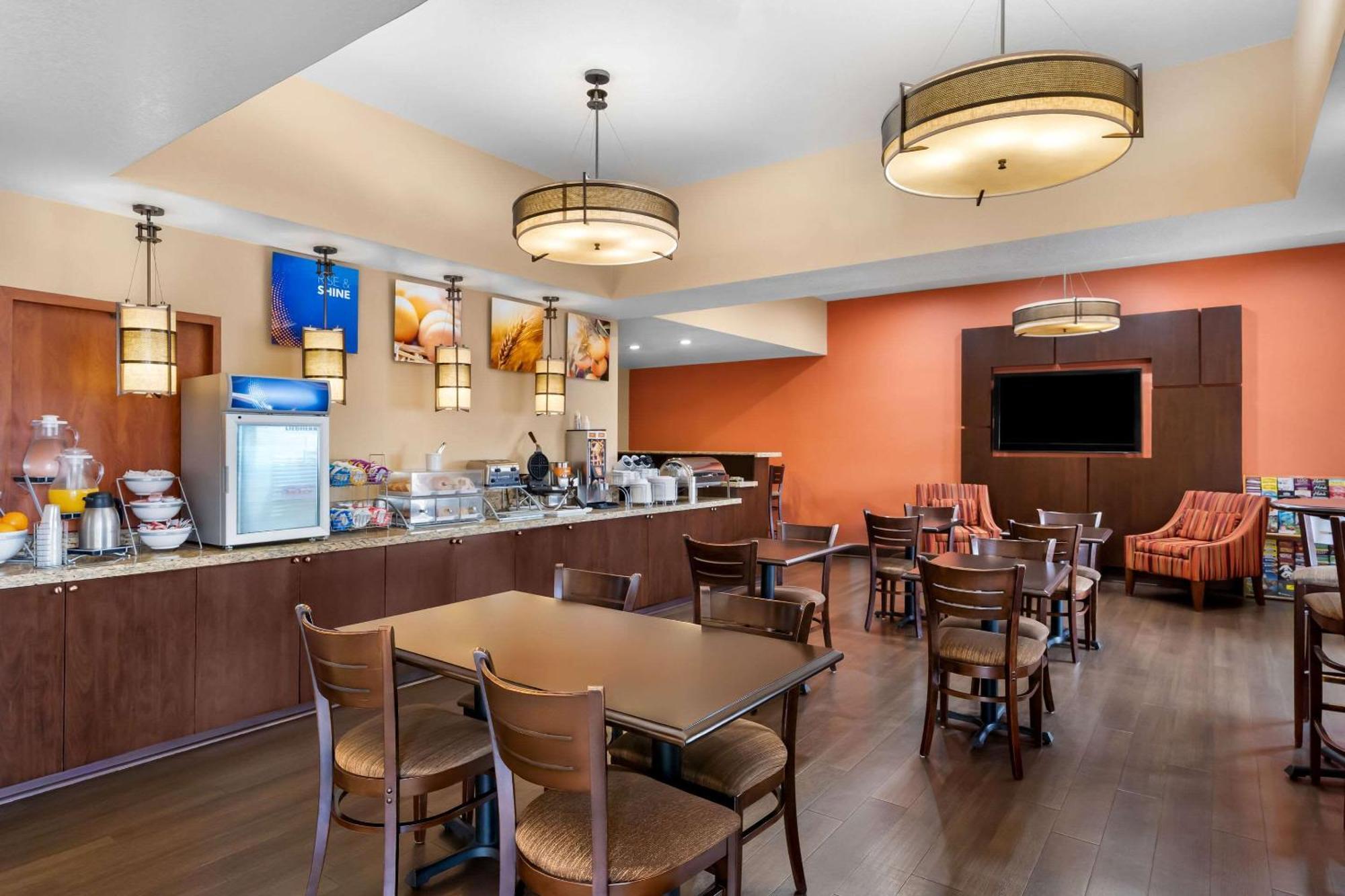 Hotel Comfort Clovis