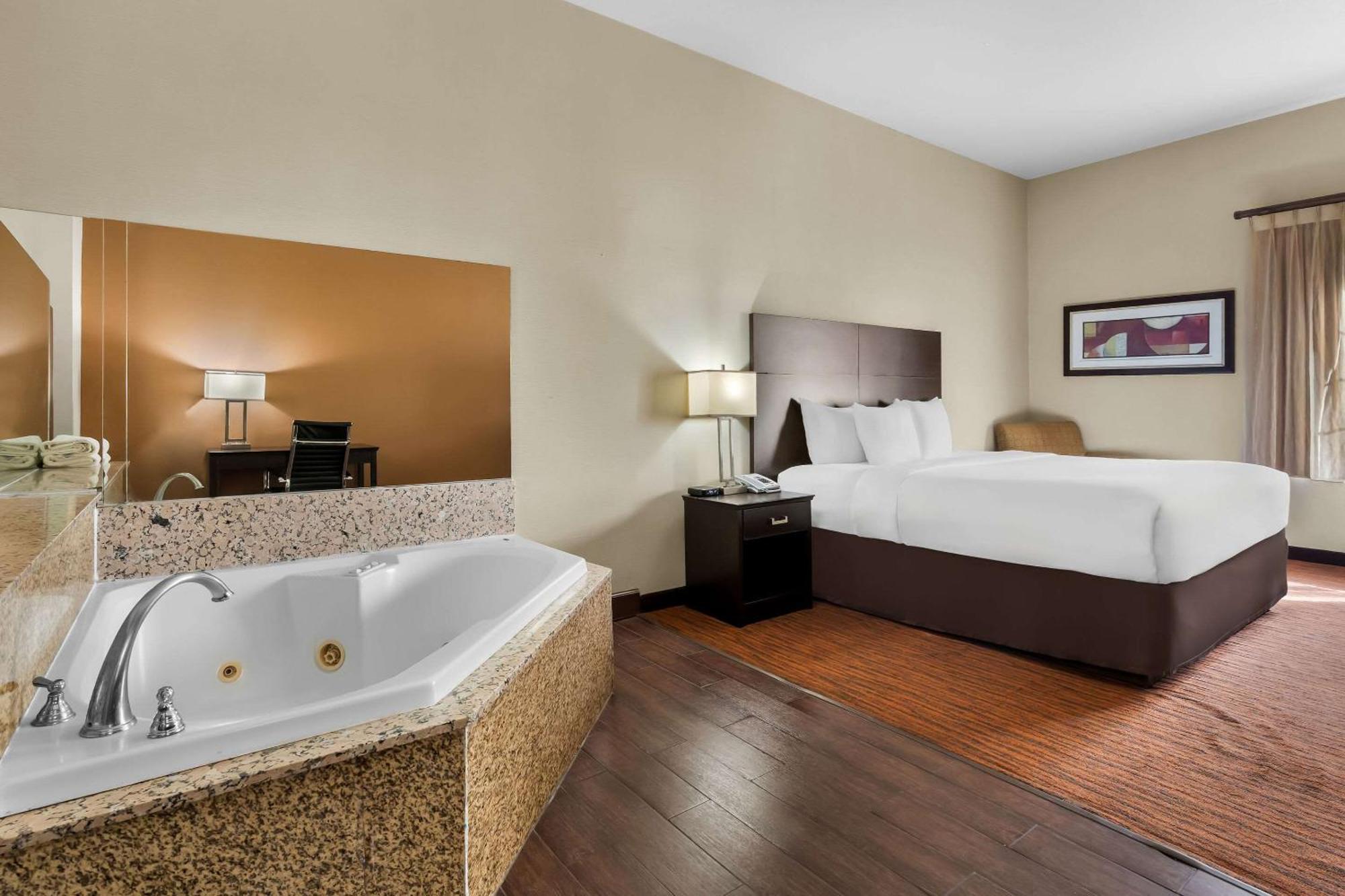 Comfort 3* Clovis