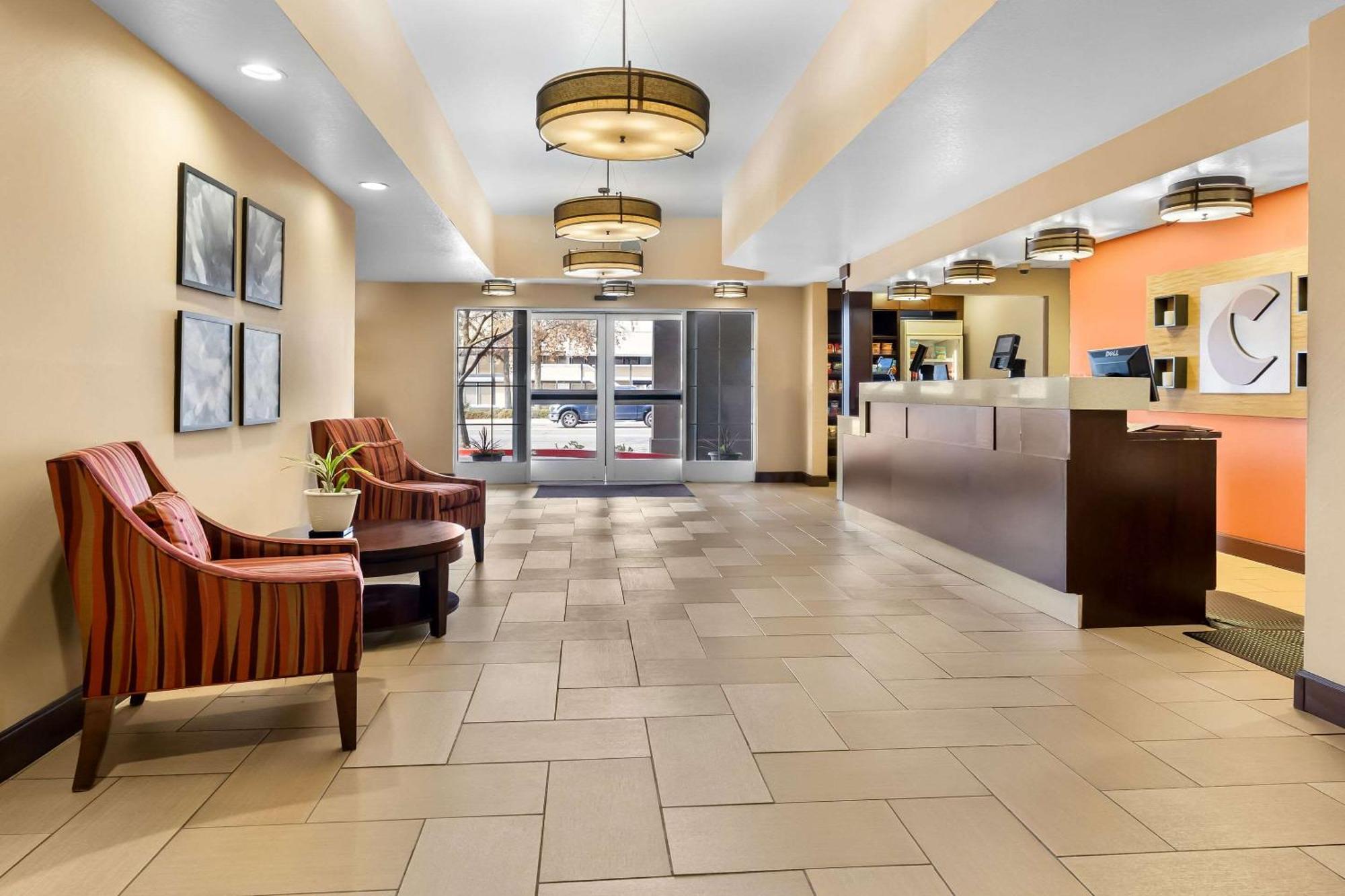 Hotel Comfort Clovis